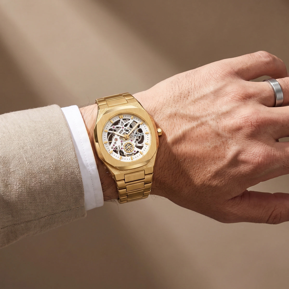 Elias Curren© Regent Skeleton